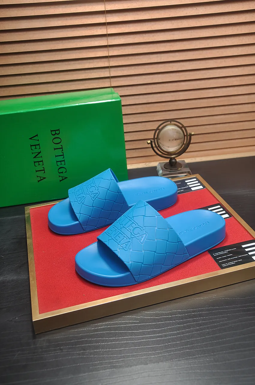 Men's shoes 💰260💶 [Botteg Venetta (BV)] (Slippers) Exclusive new model Official website new model The upper is made of superior top quality Delicate hand feel Luxurious texture Tailored for refined men Create a noble aura Delicate and regular Mark hand stitching Smooth lines Full sheepskin lining, comfortable to wash sweat 38-45